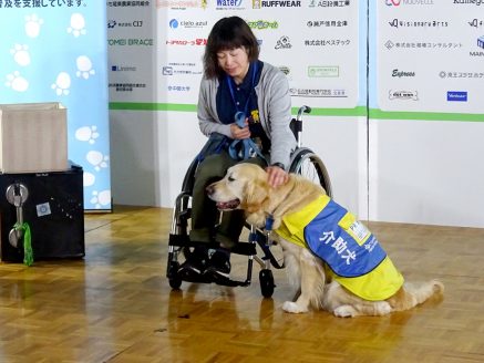 介助犬のデモンストレーション