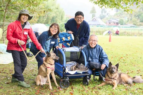 娘と一緒のばちこちゃん